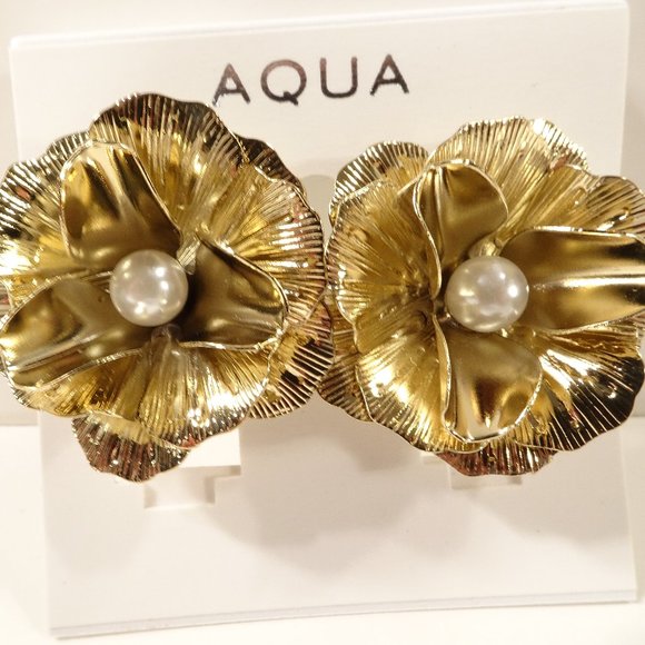 Bloomingdale's Jewelry Bloomingdales Aqua Gold Pearlized Petal